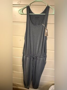 Patagonia Heather Gray Sleeveless Jumpsuit. NWT